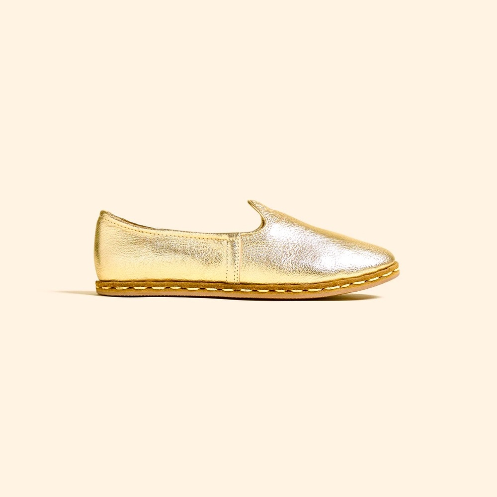 Sabah Women’s Gold shoes size 42. Brand new.